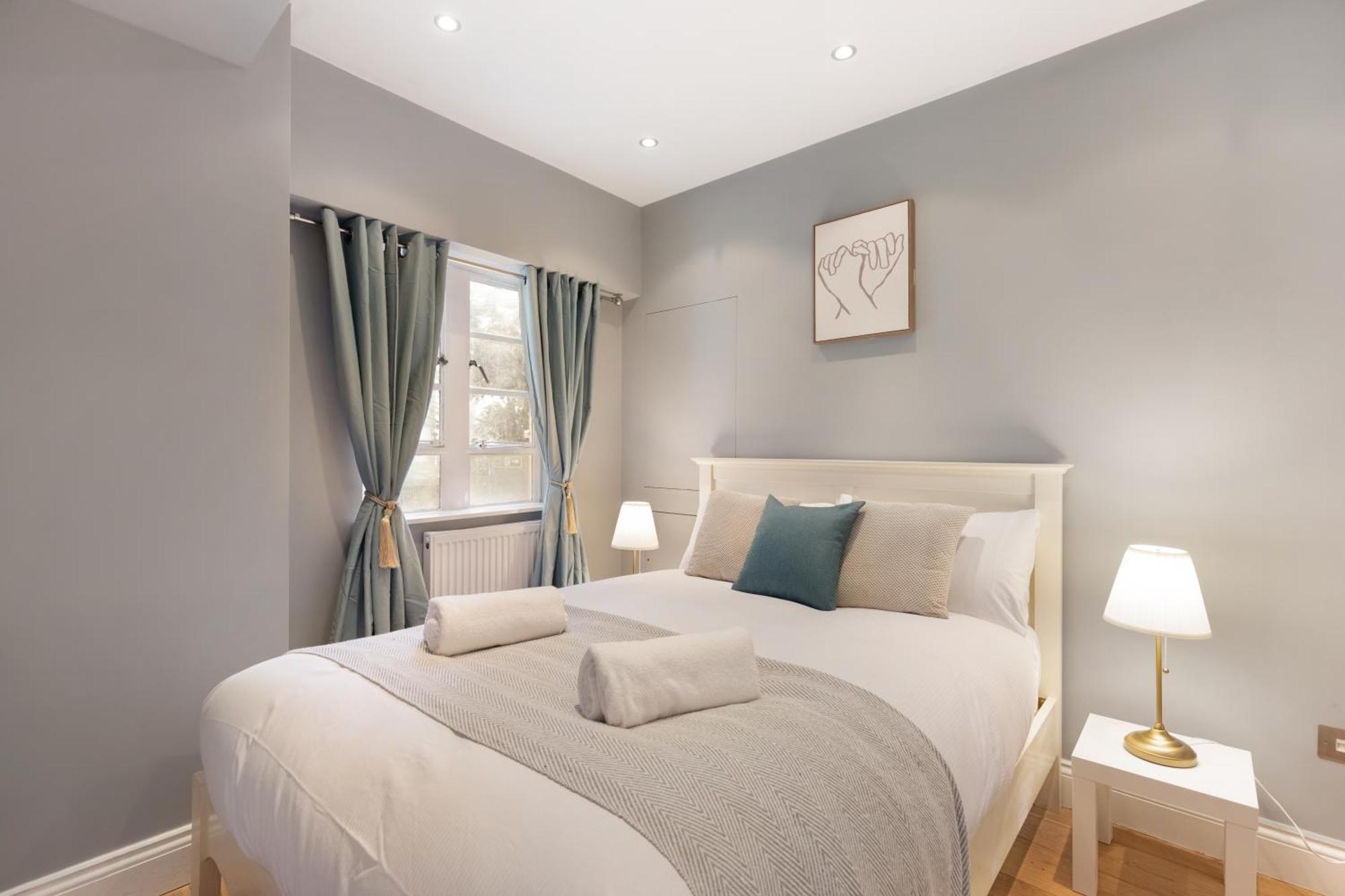 Nell Gwynn 1 Apartment *